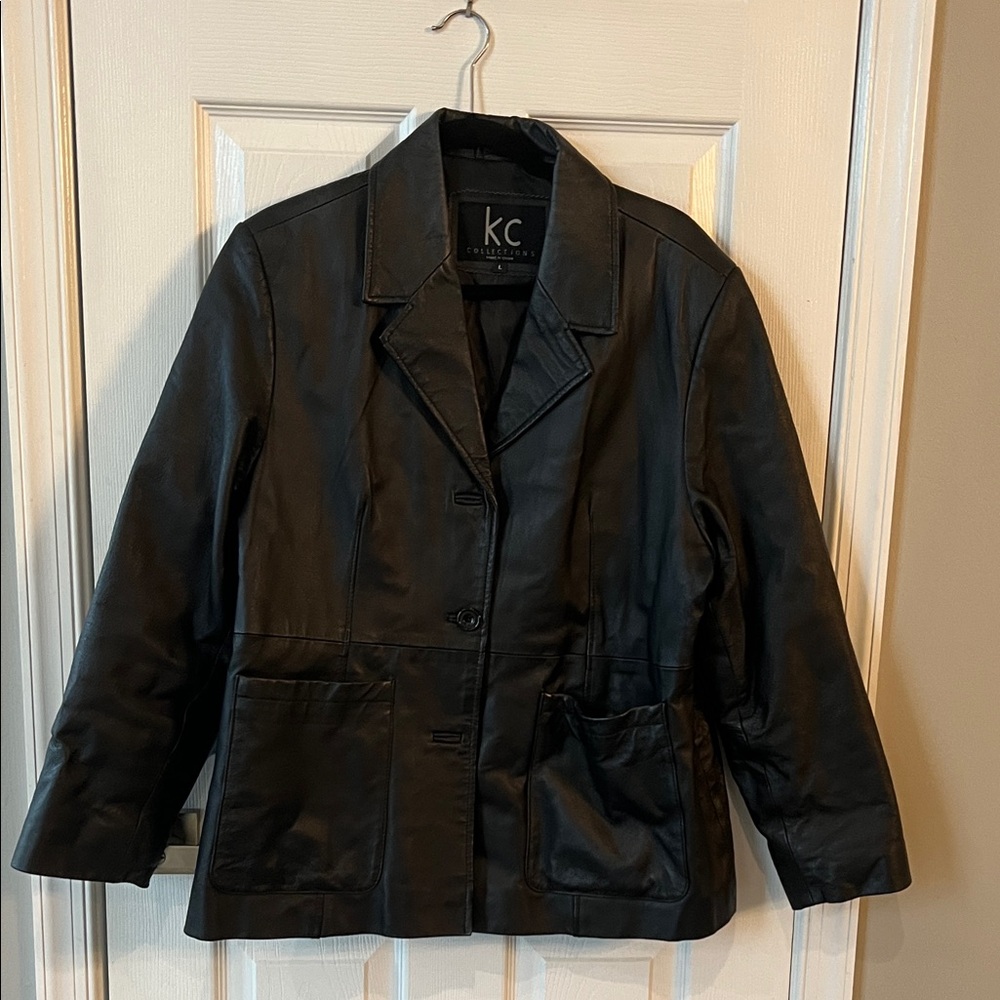 Vintage 80/90s Women's Black Leather Jacket/ Blazer SZ L